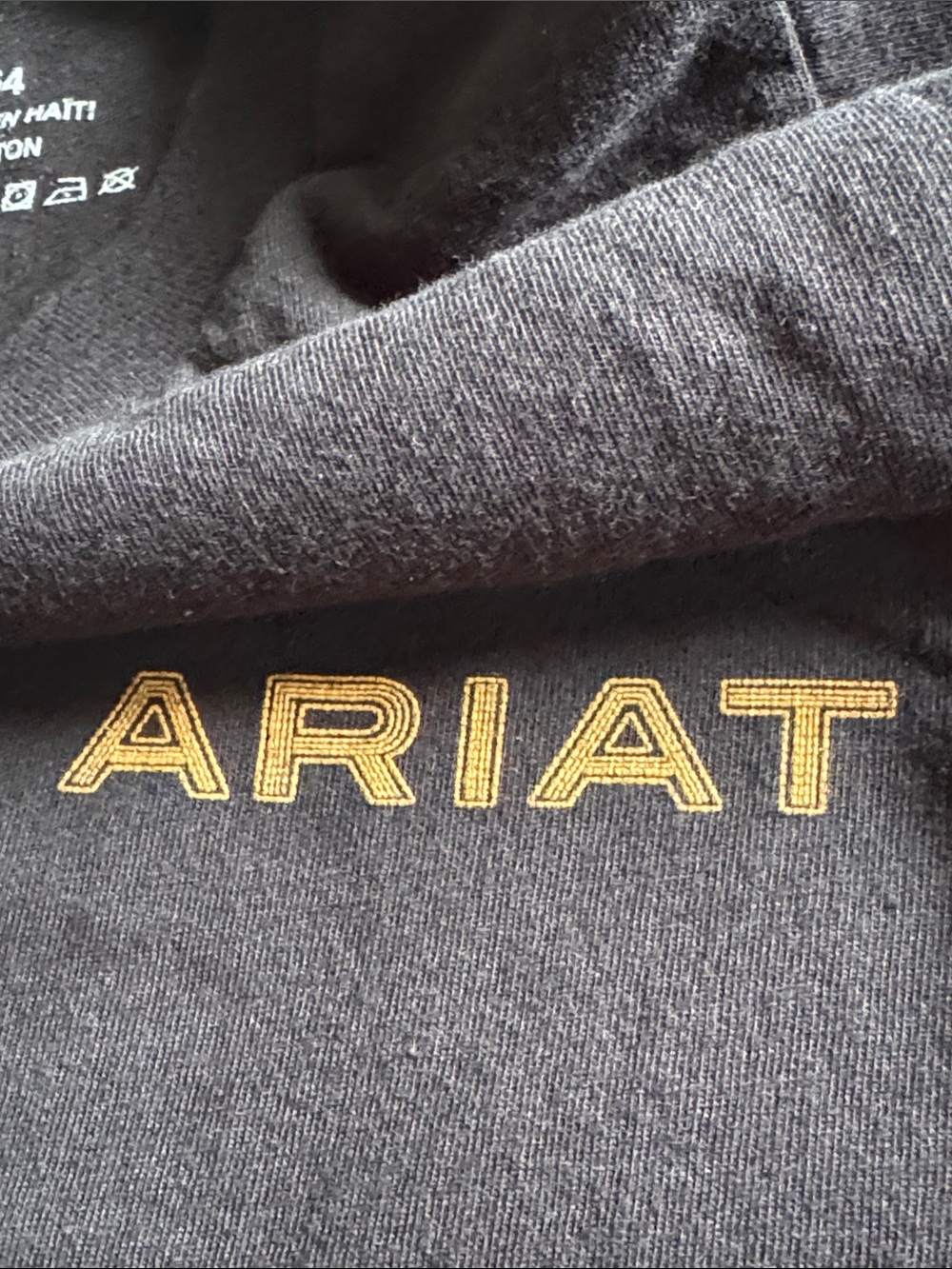 ARIAT CARHARTT BUNDLE OF 2 BOYS TSHIRTS IN SZ XS AND 6…NICE! - Picture 5 of 6